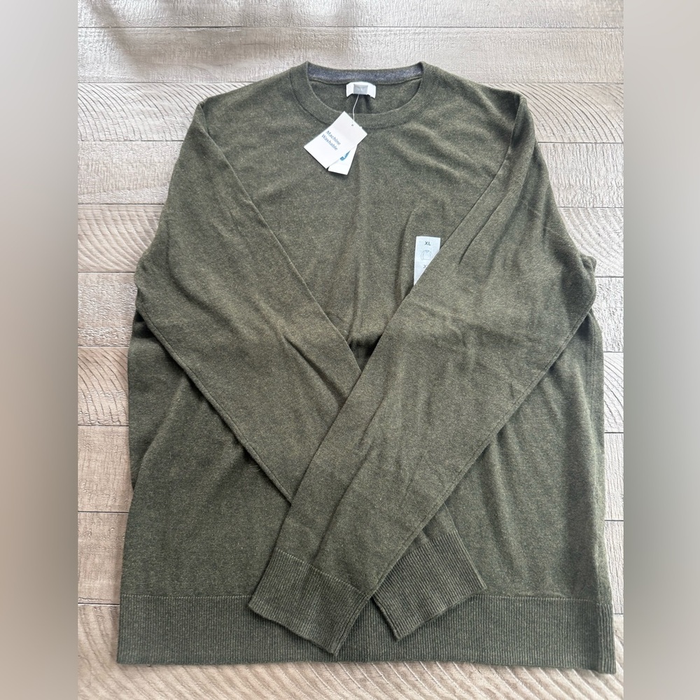 Old Navy Olive Green Crewneck Knit Sweater